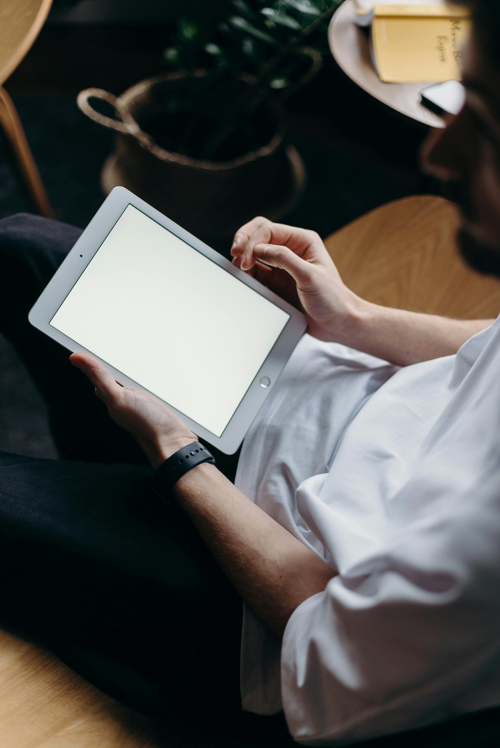 Les services de messagerie pour livraisons B2C sont devenus essentiels pour les entreprises qui cherchent &agrave; &eacute;tendre leurs activit&eacute;s &agrave; l'international. Les fournisseurs de services de messagerie internationaux jouent un r&ocirc;le cl&eacute; dans la gestion efficace des livraisons internationales, en offrant des solutions rapides, fiables et s&eacute;curis&eacute;es.